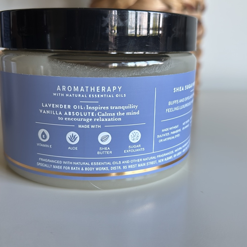 Aromatherapy Lavender & Vanilla Body Set Bath & Body Works - Picture 6 of 8